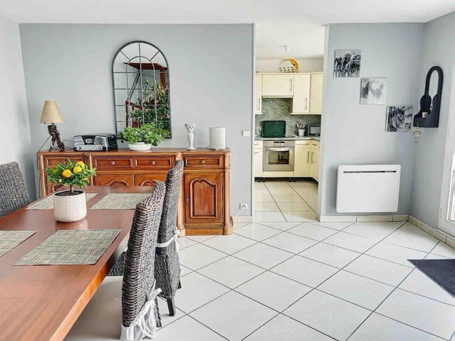 Appartement Le Capucine - Rive De Compiègne Extérieur photo