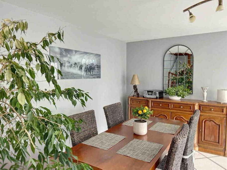 Appartement Le Capucine - Rive De Compiègne Extérieur photo